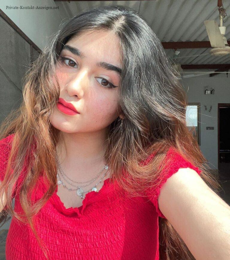 Elliwett aus Datteln - Vorliebe: Reizwäsche